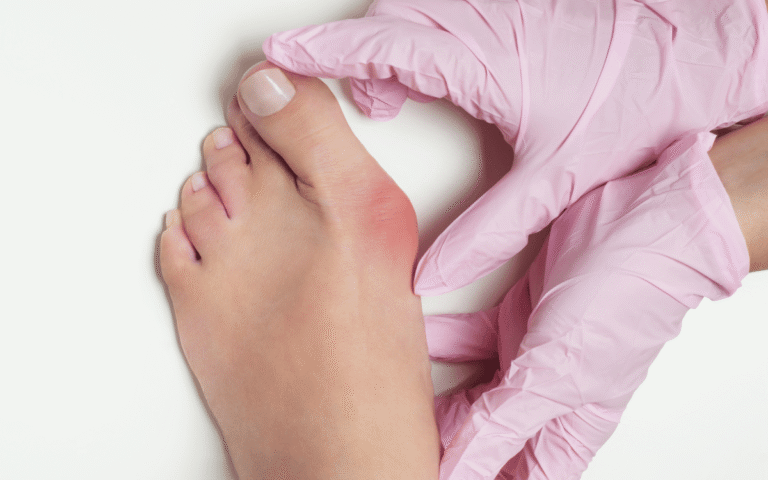 How Podiatrists Address Foot Problems Caused by Aging