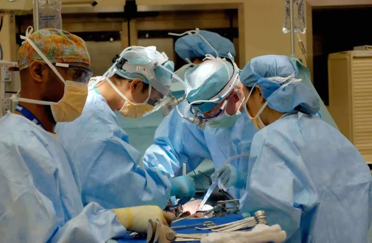 The Difference Between a General Surgeon and a Specialist: Understanding Your Options