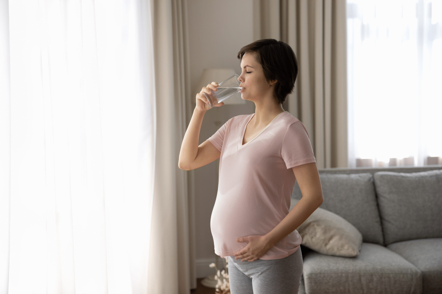Key Considerations for Expecting Mothers During the First Trimester